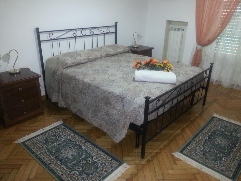 Amico Del Sole Bed & Breakfast Roma Phòng bức ảnh