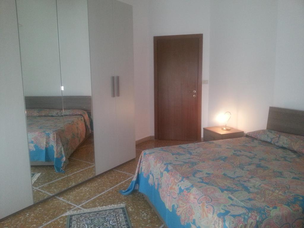 Amico Del Sole Bed & Breakfast Roma Phòng bức ảnh